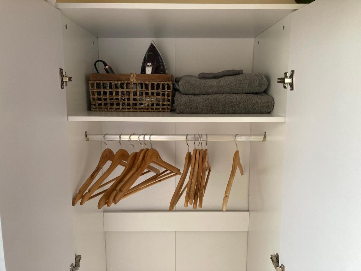 Comfortable Room With Private Balcony And Shared House ロンドン エクステリア 写真